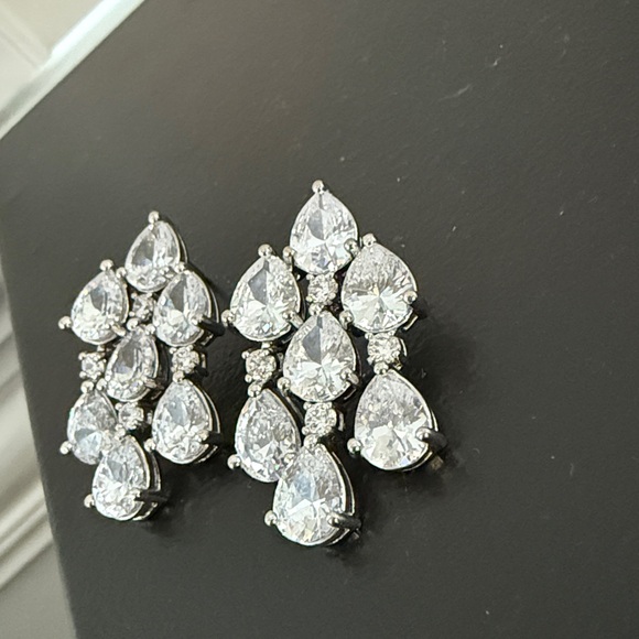 CZ by Kenneth Jay Lane NEW Cascading Pear CZ Drops $149Mfg - Picture 5 of 6